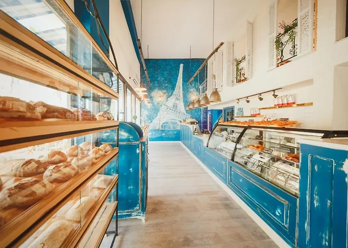 Iskele At Caesar & R1-71 アパート